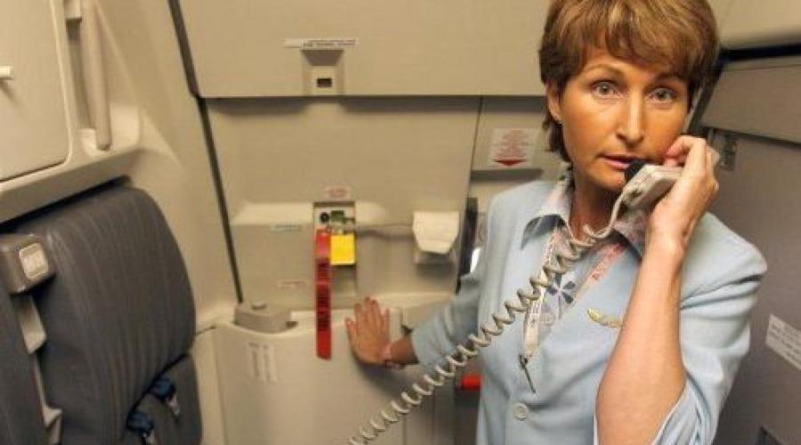 Можно ли пользоваться телефоном в самолёте: есть ли Wi-Fi на борту. Можно ли пользоваться мобильным в самолете? Как влияет телефон на самолет
