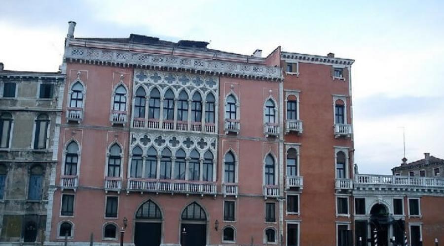 Velence, Canal Grande.  Hasznos információk a velencei Palazzo Pisani Moretta-ról