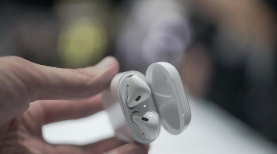 Слушалки AirPods с кутия за зареждане.  Преглед на AirPods: смарт безжичните слушалки от Apple AirPods имат висококачествен звук